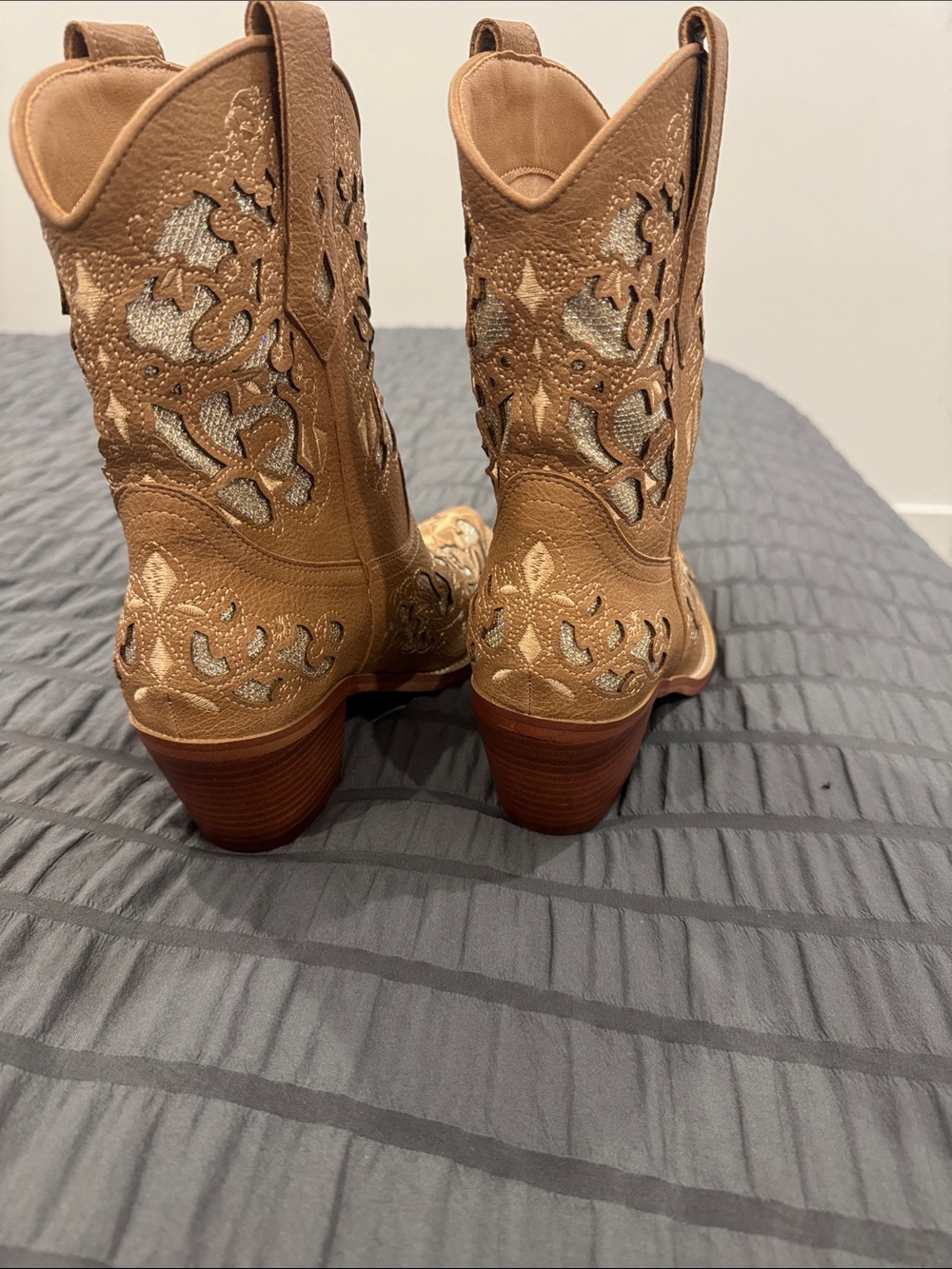 Tan Embroidered Western Heeled Boots - Women's - Picture 4 of 8